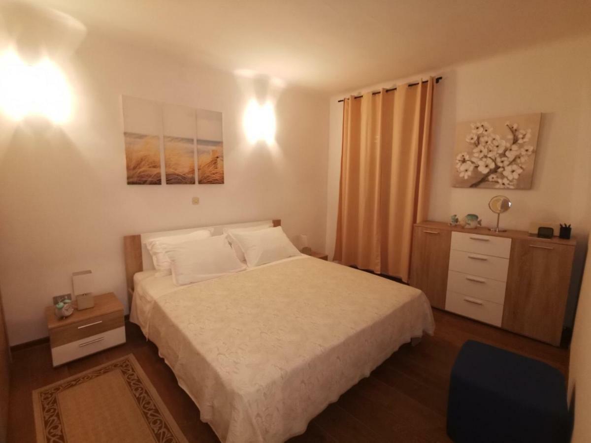 A Charming One-Bedroom Apartment In The Heart Of 'Rovinj' 外观 照片